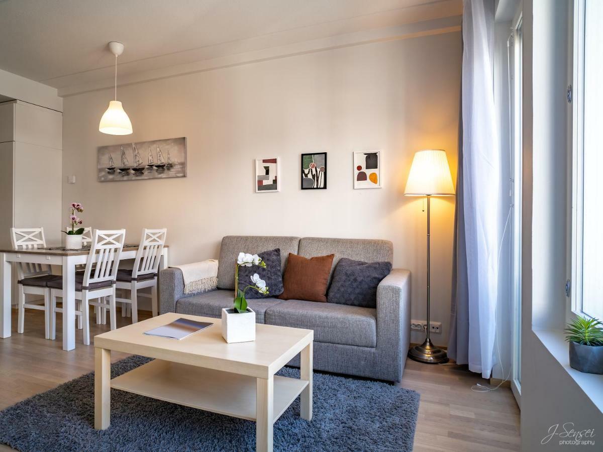 Westbay Inn Βάασα Εξωτερικό φωτογραφία
